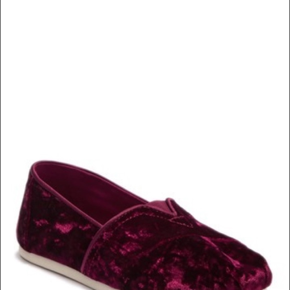 NEW Toms Classic Black Cherry Velvet Slip On Multi